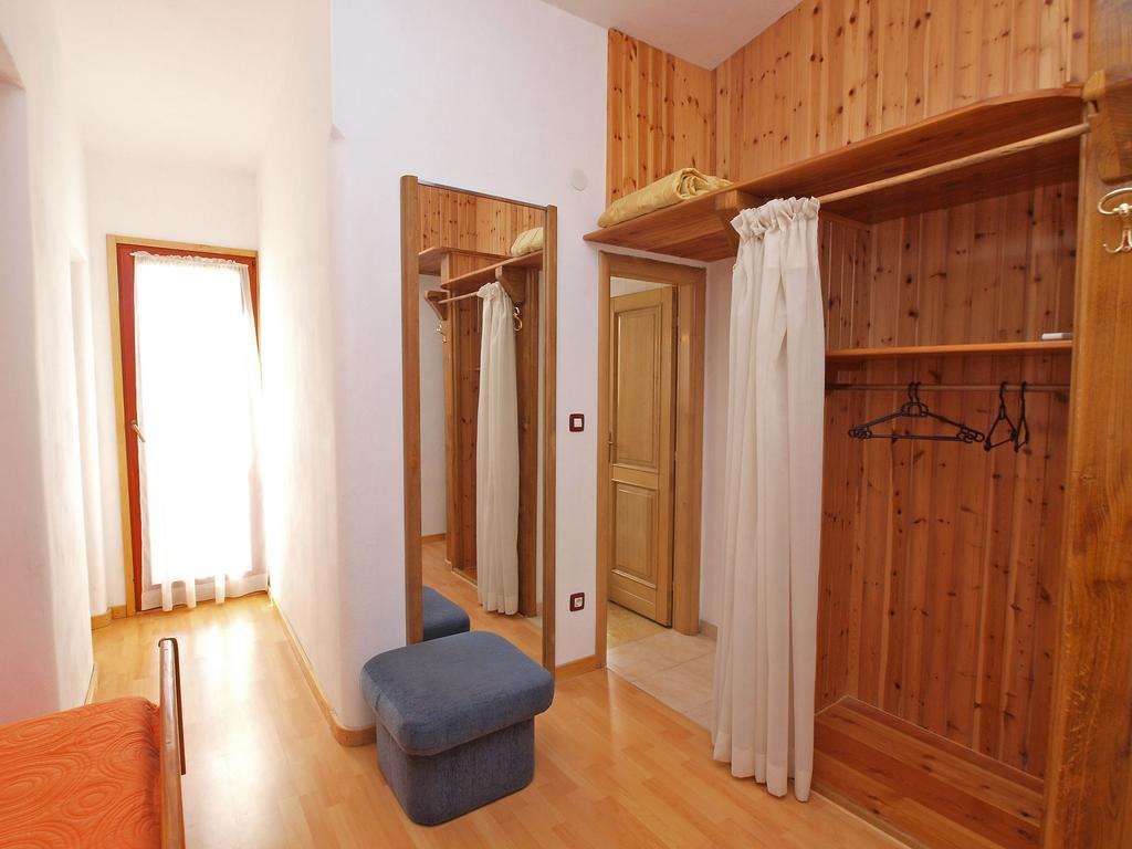 Apartments By The Sea 750 Pjescana Uvala Ngoại thất bức ảnh