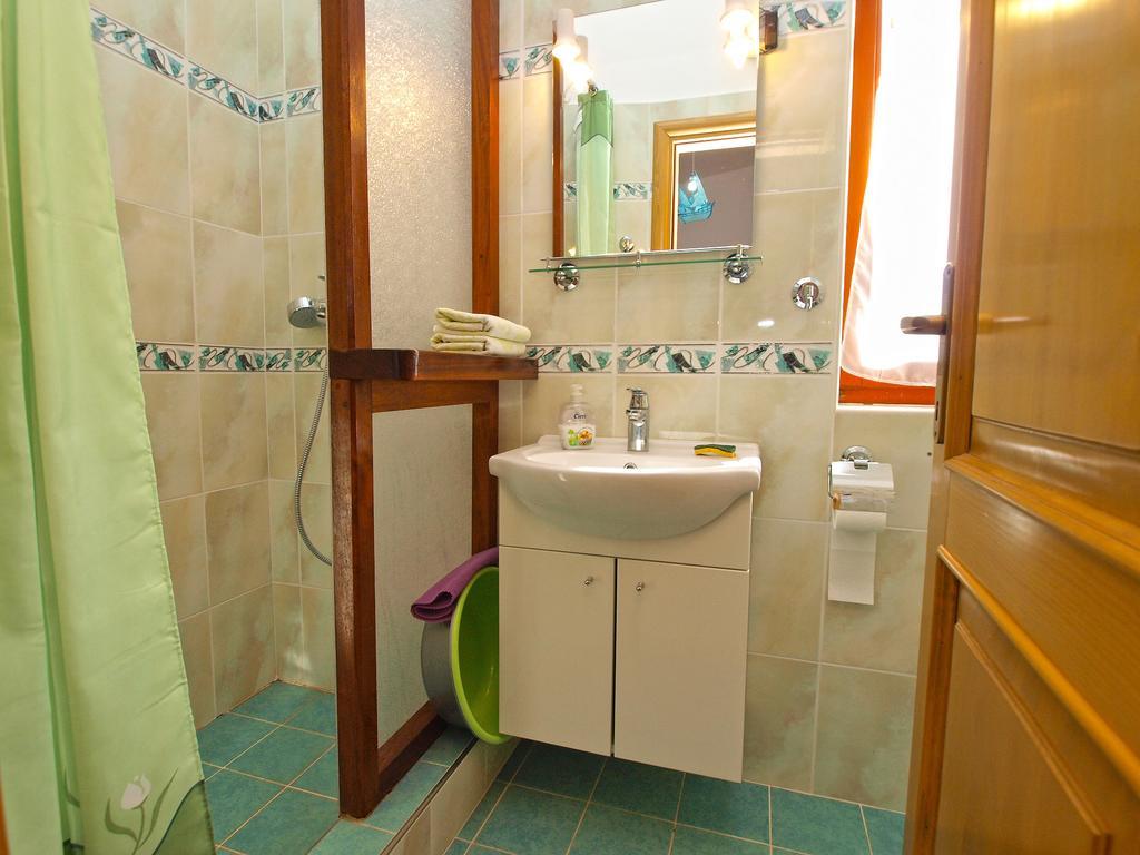 Apartments By The Sea 750 Pjescana Uvala Ngoại thất bức ảnh
