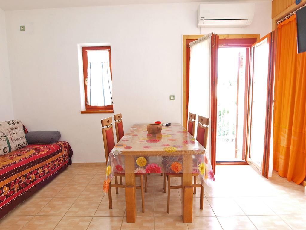 Apartments By The Sea 750 Pjescana Uvala Ngoại thất bức ảnh